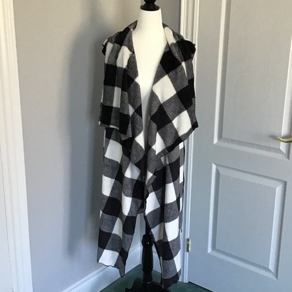 SHEIN Fleece Checked Vest (sleeveless cardigan) - Picture 1 of 2